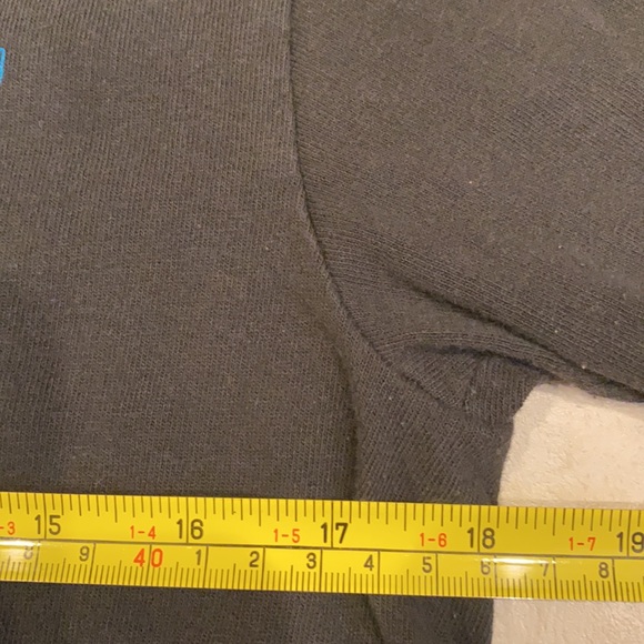 WestWorld t-shirt size M pre-owned but good condit - Picture 4 of 6